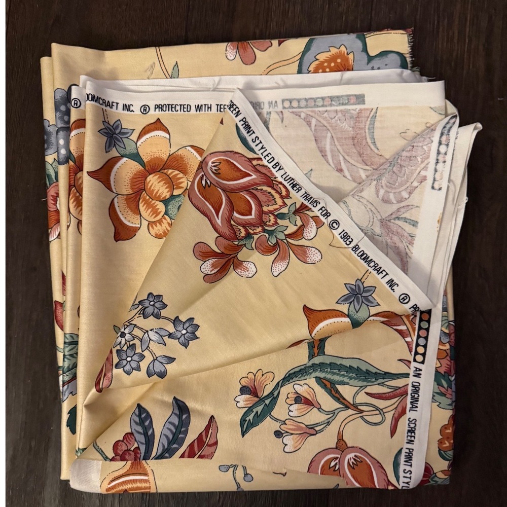 Vintage 1983 Bloomcraft Luther Travis Floral Screen Print Fabric 3 Yards Teflon